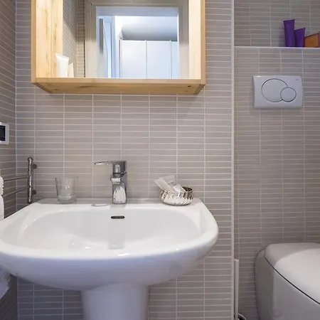 Saffi Luxury Apartman Milánó